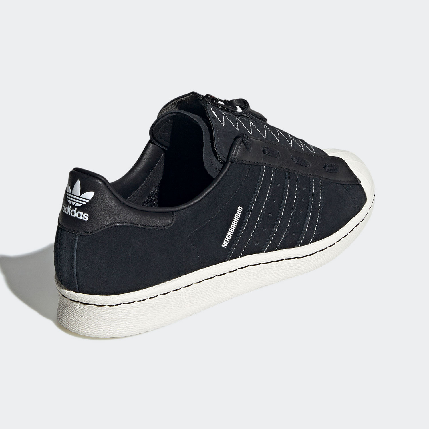 Adidas Authentic Originals SS8 - Vans Shoes Old Skool recension och pris
